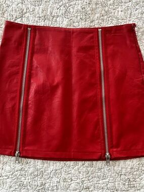 Forever 21 Red Faux Leather Mini Skirt with Dual Silver Zippers Moto Femme Edgy